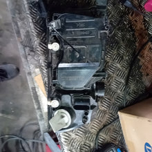 Load image into Gallery viewer, Frontscheinwerfer Skoda Fabia I Ein Satz Scheinwerfer Headlight SCH8425595040ox