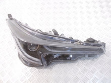 Load image into Gallery viewer, Frontscheinwerfer Toyota Corolla 81150-02S70 90154014 LED Rechts oder Links SCH9490682897jo