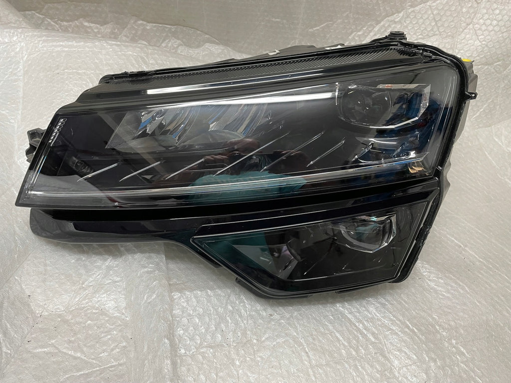Frontscheinwerfer Skoda Karoq 57B941015D LED Ein Stück (Rechts oder Links) SCH1340873750st