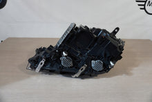 Laden Sie das Bild in den Galerie-Viewer, Frontscheinwerfer BMW G11 G12 7471328 Rechts Scheinwerfer Headlight