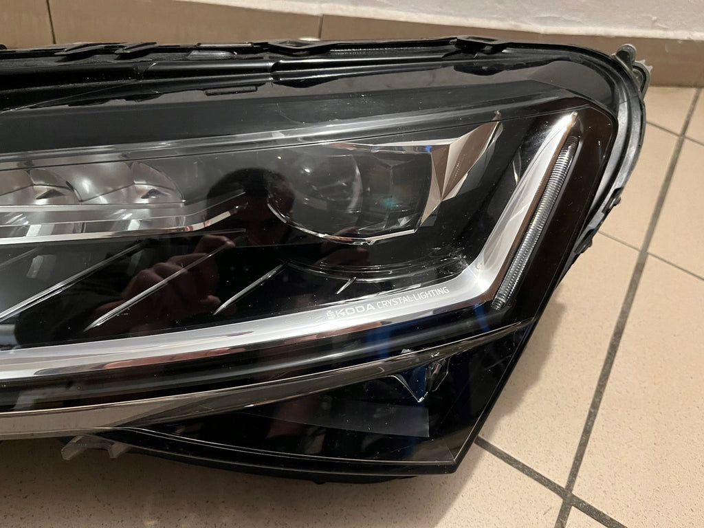 Frontscheinwerfer Skoda Superb III 3V1941015D Links Scheinwerfer Headlight