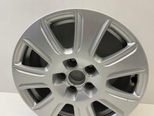 Laden Sie das Bild in den Galerie-Viewer, 1x Alufelge 16 Zoll 6.5&quot; 5x112 33ET Glanz Silber 8U0601025 Audi Q3 Rim Wheel