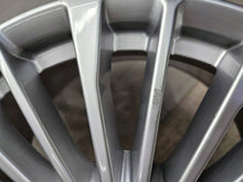 Load image into Gallery viewer, 1x Alufelge 18 Zoll 8.0" 5x112 39ET Glanz Silber 4K0601025C Audi A6 Rim Wheel FEL5616432331ik