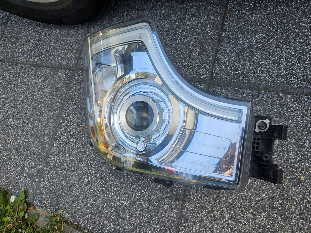 Frontscheinwerfer Mercedes-Benz A9618205339 Xenon Rechts Scheinwerfer Headlight