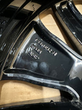 Load image into Gallery viewer, 1x Alufelge 18 Zoll 7.5" 5x112 53 5ET A2434011300 Mercedes-Benz Eqb Rim Wheel FEL7896382267lr