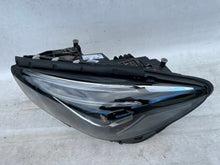 Laden Sie das Bild in den Galerie-Viewer, Frontscheinwerfer Mercedes-Benz W247 A2479061903 LED Links Headlight