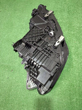Load image into Gallery viewer, Frontscheinwerfer BMW 2 U06 5A42243-06 LED Links Scheinwerfer Headlight SCH5608804984dz