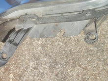 Laden Sie das Bild in den Galerie-Viewer, Frontscheinwerfer Toyota Auris 81150-02460 Links Scheinwerfer Headlight