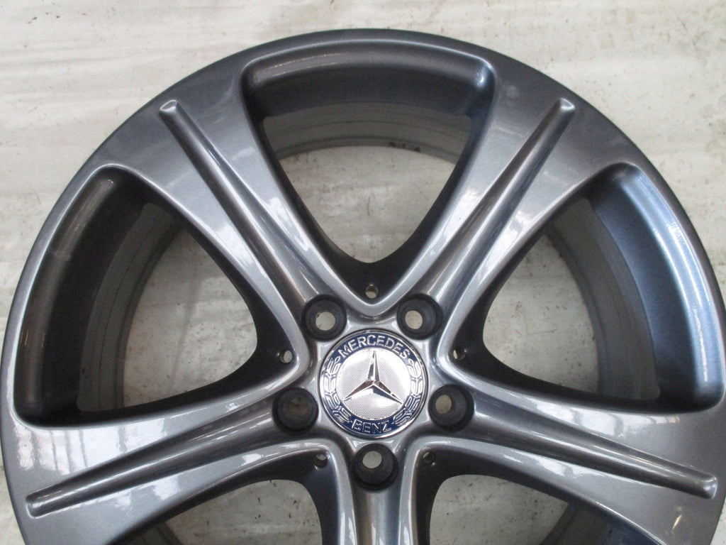 4x Alufelge 18 Zoll 8.0" 5x112 43ET A2134011400 Mercedes-Benz Gla Rim Wheel FEL2285402656gl