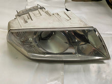 Laden Sie das Bild in den Galerie-Viewer, Frontscheinwerfer Skoda Octavia Rechts Scheinwerfer Headlight SCH6342001239tf