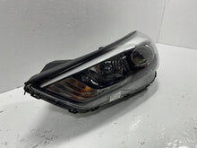 Laden Sie das Bild in den Galerie-Viewer, Frontscheinwerfer Hyundai Tucson 92101-D7100 Links Scheinwerfer Headlight SCH8881361179cq