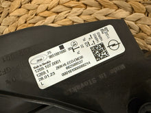 Laden Sie das Bild in den Galerie-Viewer, Frontscheinwerfer Opel Astra L LED Links Scheinwerfer Headlight SCH5491031963fi