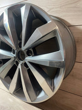 Load image into Gallery viewer, 1x Alufelge 17 Zoll 7.0" 5x112 2GA601025P VW T-Roc I Rim Wheel FEL9133582887dh
