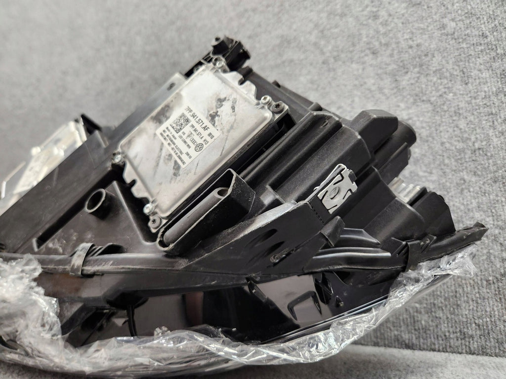 Frontscheinwerfer VW Touran 5TB941082B Rechts Scheinwerfer Headlight SCH3332953034nx