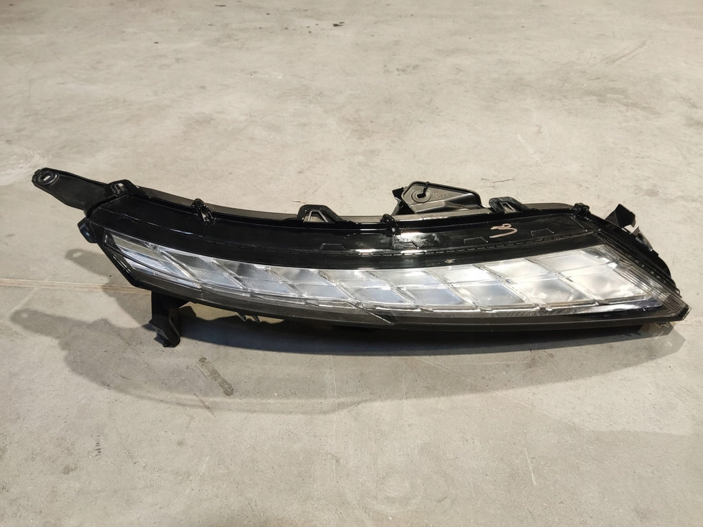 Frontscheinwerfer Mitsubishi Eclipse Cross I 8310A060 LED FALSE Headlight SCH7606792921wg