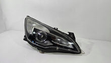 Laden Sie das Bild in den Galerie-Viewer, Frontscheinwerfer Ford I Astra Gtc J 153734453 Rechts Scheinwerfer Headlight SCH1860025548lb
