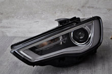 Laden Sie das Bild in den Galerie-Viewer, Frontscheinwerfer Audi A3 8V0941005 Bi-Xenon Links Scheinwerfer Headlight