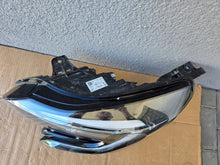 Laden Sie das Bild in den Galerie-Viewer, Frontscheinwerfer Renault Captur 260600666R Full LED Links Headlight SCH6303516093uu