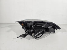 Laden Sie das Bild in den Galerie-Viewer, Frontscheinwerfer Mazda 2 Dy 1222986412445 Links Scheinwerfer Headlight SCH2411165643yf