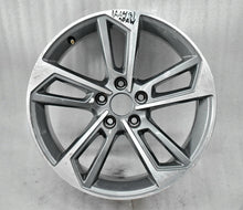 Load image into Gallery viewer, 1x Alufelge 18 Zoll 8.0&quot; 5x112 40ET Glanz Graphit 8W0601025DL Audi A4 Mg