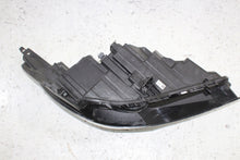 Laden Sie das Bild in den Galerie-Viewer, Frontscheinwerfer Opel Astra K 39195688 LED Ein Stück (Rechts oder Links)