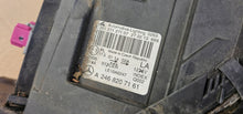 Laden Sie das Bild in den Galerie-Viewer, Frontscheinwerfer Mercedes-Benz W246 A2468207161 Xenon Links Headlight SCH2829441619xa