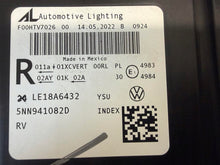 Laden Sie das Bild in den Galerie-Viewer, Frontscheinwerfer VW Tiguan 5NN941082D LED Rechts Scheinwerfer Headlight