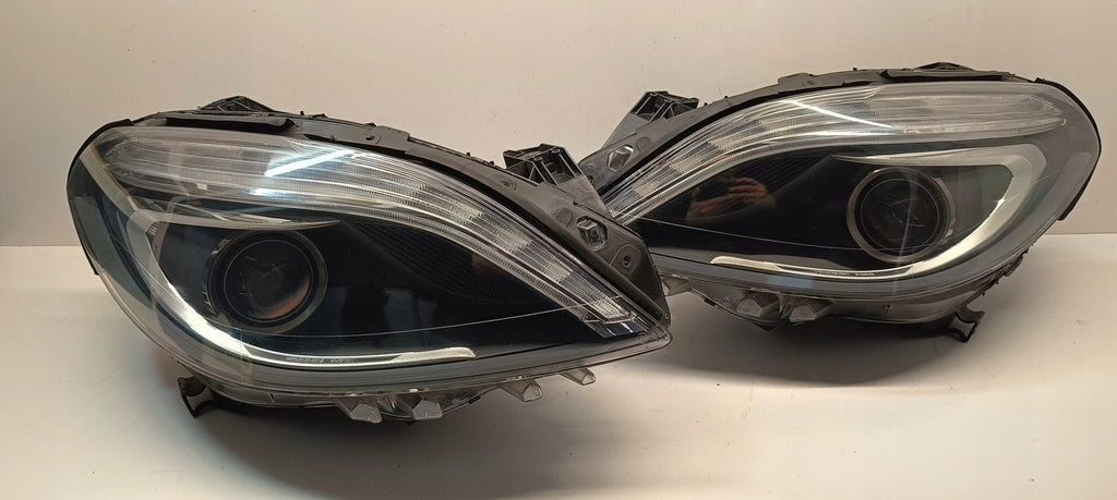 Frontscheinwerfer Mercedes-Benz A2468207461 A2468207361 Xenon Ein Satz Headlight