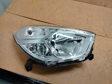 Laden Sie das Bild in den Galerie-Viewer, Frontscheinwerfer Dacia Dokker 260109545R Rechts Scheinwerfer Headlight