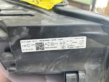 Laden Sie das Bild in den Galerie-Viewer, Frontscheinwerfer Skoda Superb III 3V1941015C LED Links Scheinwerfer Headlight