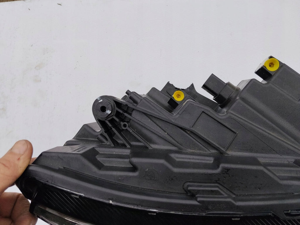 Frontscheinwerfer Skoda Kamiq 658941016 Rechts Scheinwerfer Headlight SCH7894108717li