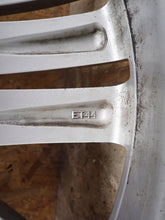 Laden Sie das Bild in den Galerie-Viewer, 1x Alufelge 19 Zoll 8.0&quot; 5x112 44ET 3V0601025G Skoda Superb Iii Rim Wheel