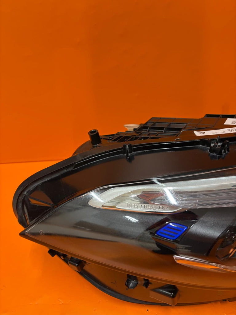 Frontscheinwerfer Mercedes-Benz W177 A1779066004 LED Rechts Headlight SCH4109982864iq