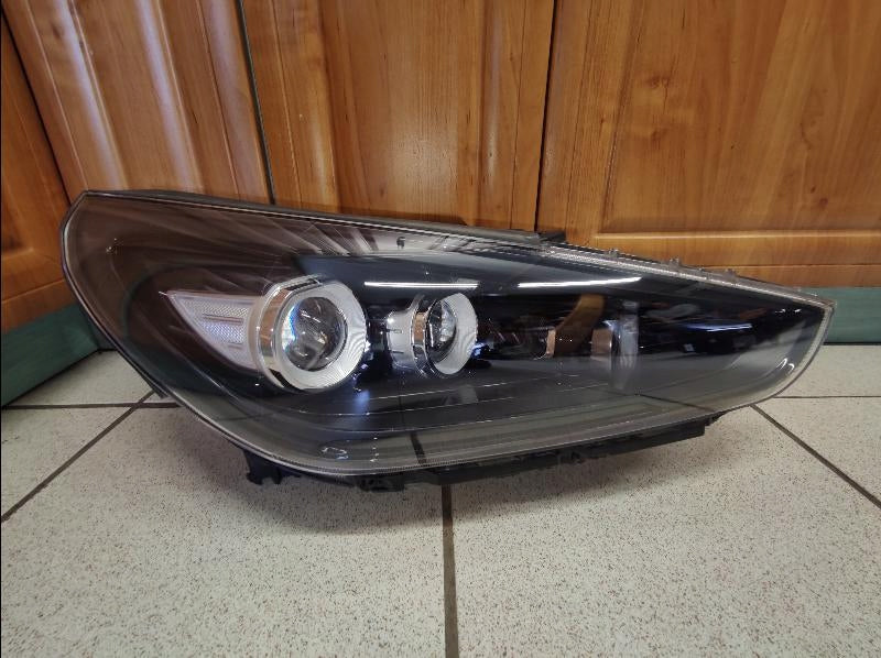 Frontscheinwerfer Hyundai I30 III 92102-G4120 LED Rechts Scheinwerfer Headlight