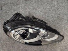 Laden Sie das Bild in den Galerie-Viewer, Frontscheinwerfer Porsche Cayenne 7P5941032 Xenon Rechts Scheinwerfer Headlight SCH2727492955zy