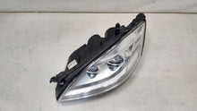 Laden Sie das Bild in den Galerie-Viewer, Frontscheinwerfer Mercedes-Benz A2218204939 Links Scheinwerfer Headlight