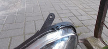 Laden Sie das Bild in den Galerie-Viewer, Frontscheinwerfer Toyota Corolla Verso 81170-0F080 Links Scheinwerfer Headlight SCH6563893415gy