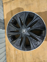 Load image into Gallery viewer, 1x Alufelge 18 Zoll 7.0" 5x112 57A601025AS Skoda Karoq Rim Wheel FEL4105407285po