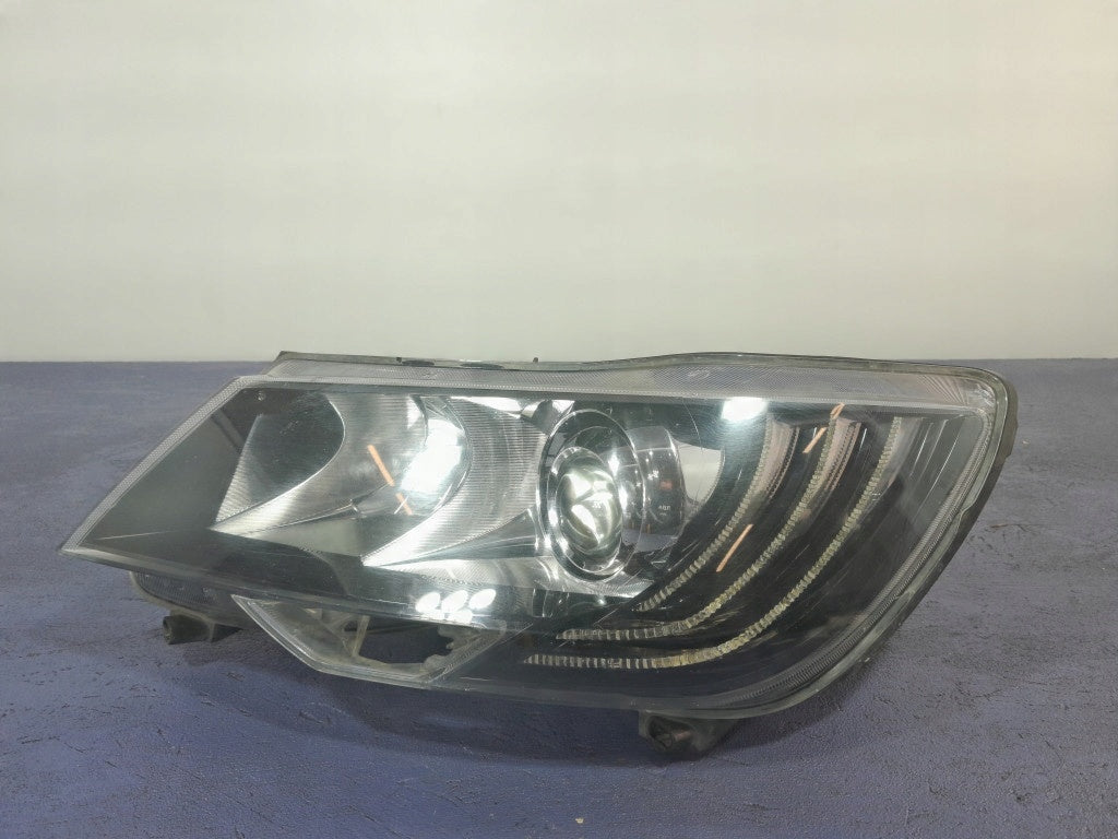 Frontscheinwerfer Skoda Superb II 3T1941017H Links Scheinwerfer Headlight