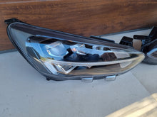 Laden Sie das Bild in den Galerie-Viewer, Frontscheinwerfer Ford Focus JX7B-13E015-CE JX7B-13E014-CE Full LED Ein Satz SCH3649144719dd