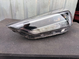 Frontscheinwerfer Hyundai Tucson D792111A10 D792111A20 LED Rechts oder Links