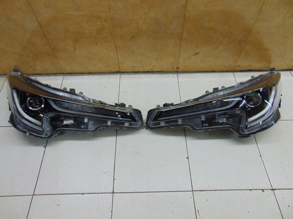 Frontscheinwerfer Toyota Corolla Ein Stück (Rechts oder Links) Headlight