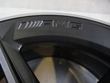 Laden Sie das Bild in den Galerie-Viewer, 1x Alufelge 19 Zoll 8.0" 5x112 10ET A2574013000 Mercedes-Benz Cls Amg Rim Wheel FEL2893321196oo