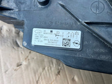 Load image into Gallery viewer, Frontscheinwerfer Opel Astra L 662588537 Links Scheinwerfer Headlight SCH9821442565eh