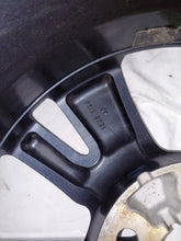 Load image into Gallery viewer, 1x Alufelge 16 Zoll 6.5&quot; 5x114.3 40ET Glanz N856012 Nissan Pulsar Rim Wheel