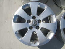 Laden Sie das Bild in den Galerie-Viewer, 4x Alufelge 17 Zoll 7.0&quot; 5x120 41ET Silber 13235010 Opel Rim Wheel