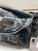 Laden Sie das Bild in den Galerie-Viewer, Frontscheinwerfer Mazda III DB5J-51030 LED Rechts Scheinwerfer Headlight