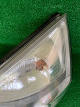 Laden Sie das Bild in den Galerie-Viewer, Frontscheinwerfer Renault Espace IV 15565900 155659-00 Xenon Links Headlight SCH4769628387xi