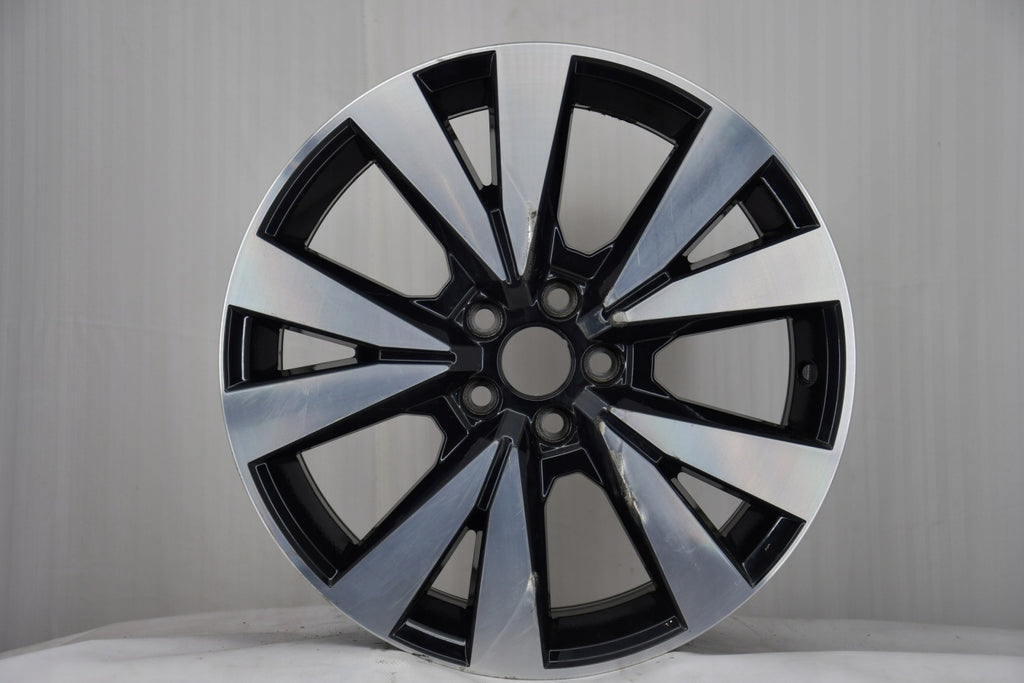 1x Alufelge 17 Zoll 6.5" 5x100 48ET Glanz Silber 6F9601025D Seat Arona Rim Wheel FEL4501199758dj
