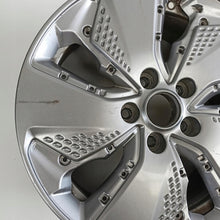 Load image into Gallery viewer, 1x Alufelge 17 Zoll 7.0" 5x114.3 50ET Glanz Grau 52910-K4000 Hyundai Kona Mg FEL3214214686uz